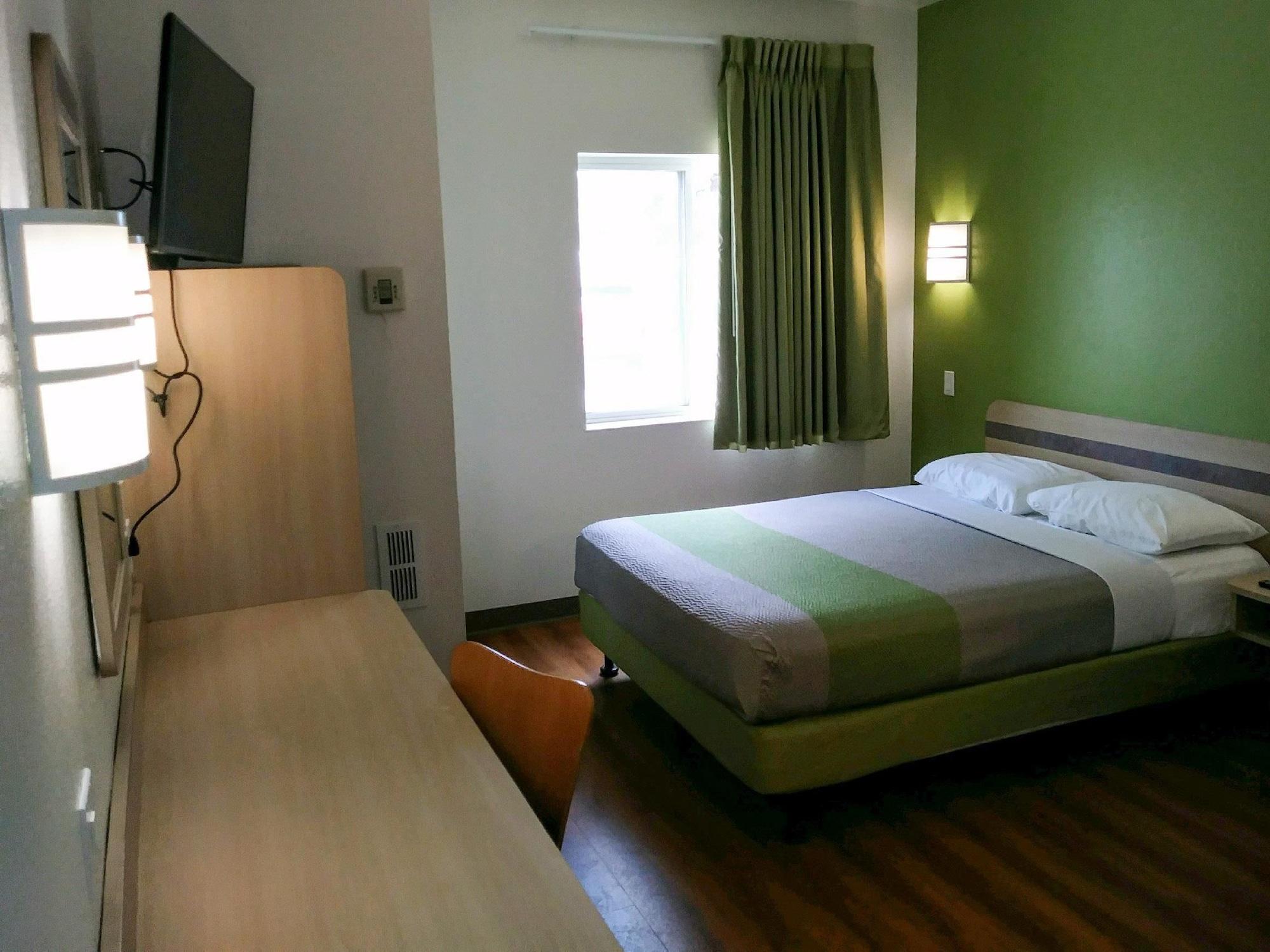 Hotel 6-brownsville, Tx Brownsville