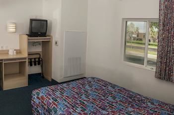 Hotel 6-brownsville, Tx 2*
