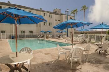 Hotel 6-brownsville, Tx 2*